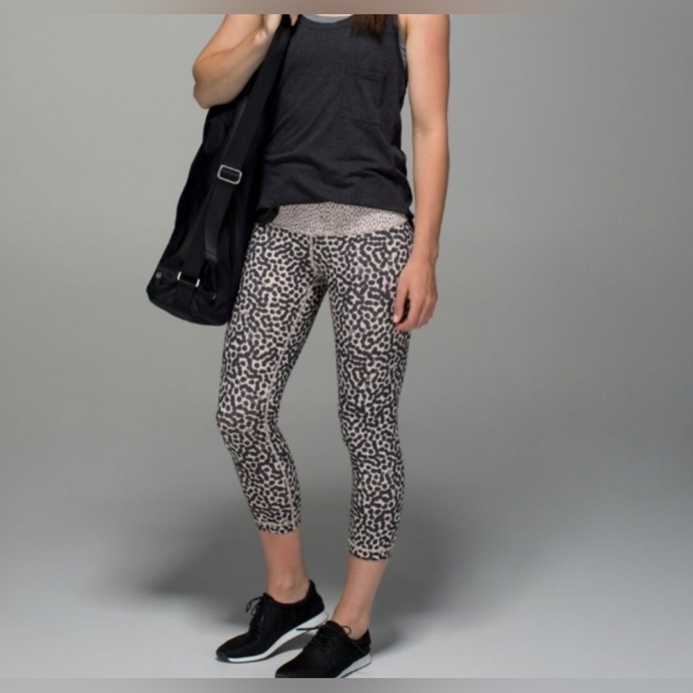 Lululemon Wunder under crop II leggings size 10